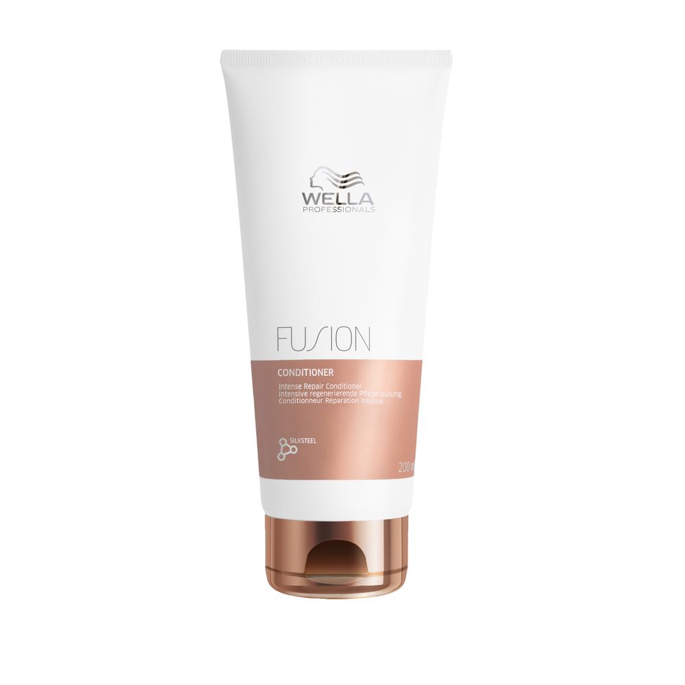 Balsam pentru par intens regenerator Wella Professionals Fusion 200 ml